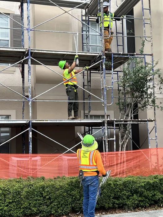 Flora Ridge Condominiums — project photo