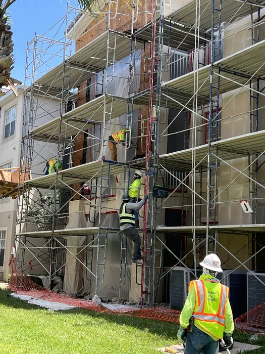 Flora Ridge Condominiums — project photo