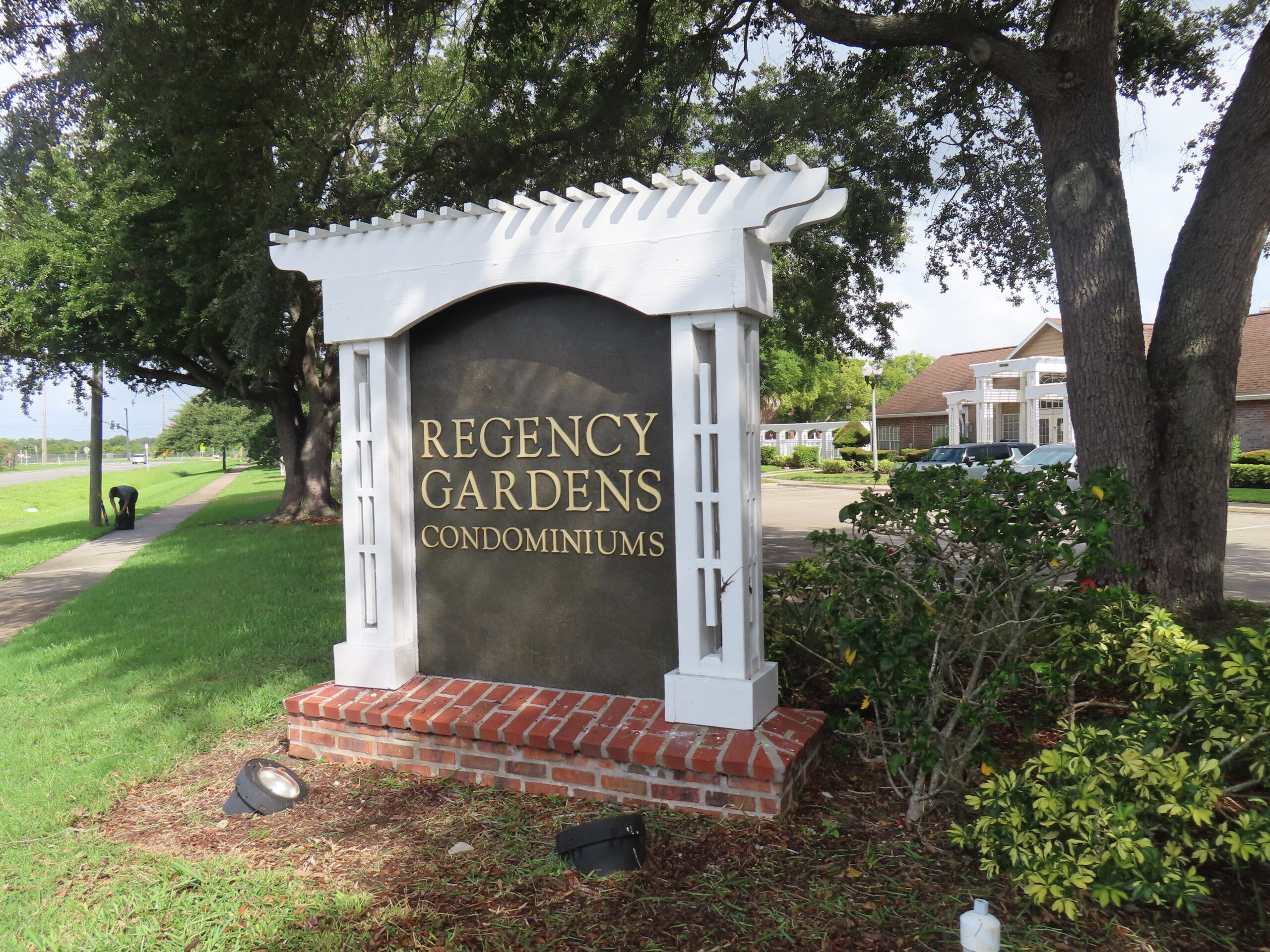 Regency Gardens Condominiums